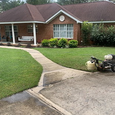 Outstanding-sidewalk-and-driveway-cleaning-Summerdale-Al 3