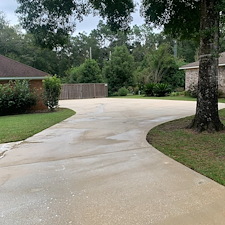 Outstanding-sidewalk-and-driveway-cleaning-Summerdale-Al 1